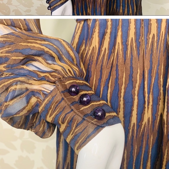 Betsey Johnson 100% Silk Dress - Picture 14 of 16